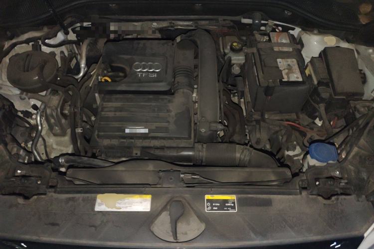 Used Audi Q2L 2018 35 TFSI Fashion Dynamic Version China V Emission Standard Engine Bay