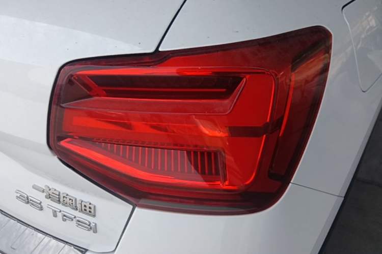 Used Audi Q2L 2018 35 TFSI Launch Exclusive Edition China VI Exterior 3