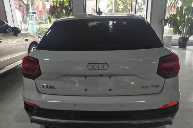 Used Audi Q2L 2018 35 TFSI Launch Exclusive Edition China VI Exterior 4