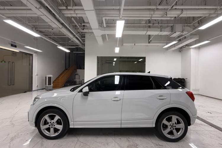 Used Audi Q2L 2018 35 TFSI Fashionable & Elegant Version China VI Emission Standard Exterior 4