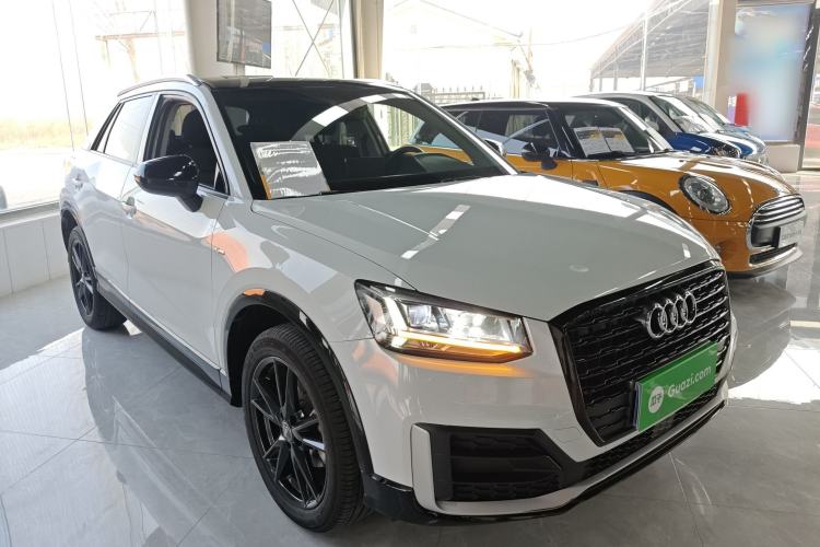 Used Audi Q2L 2018 35 TFSI Launch Exclusive Edition China VI Front Right 45 Deg