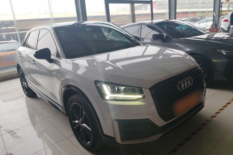 Used Audi Q2L 2018 35 TFSI Launch Exclusive Edition China VI Front Right 45 Deg