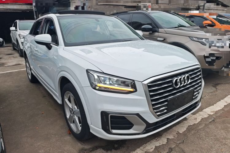 Used Audi Q2L 2018 35 TFSI Fashionable & Elegant Version China VI Emission Standard Front Right 45 Deg