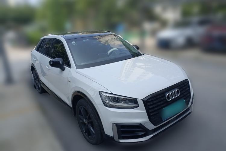 Used Audi Q2L 2018 35 TFSI Launch Exclusive Edition China VI Front Right 45 Deg