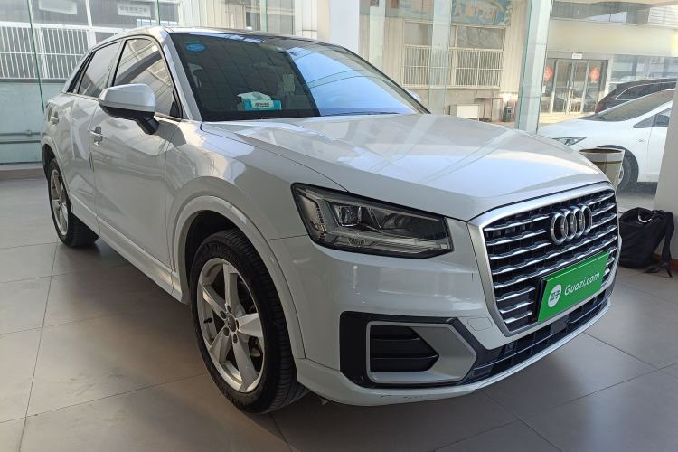 Used Audi Q2L 2018 35 TFSI Fashionable & Elegant Version China VI Emission Standard Front Right 45 Deg