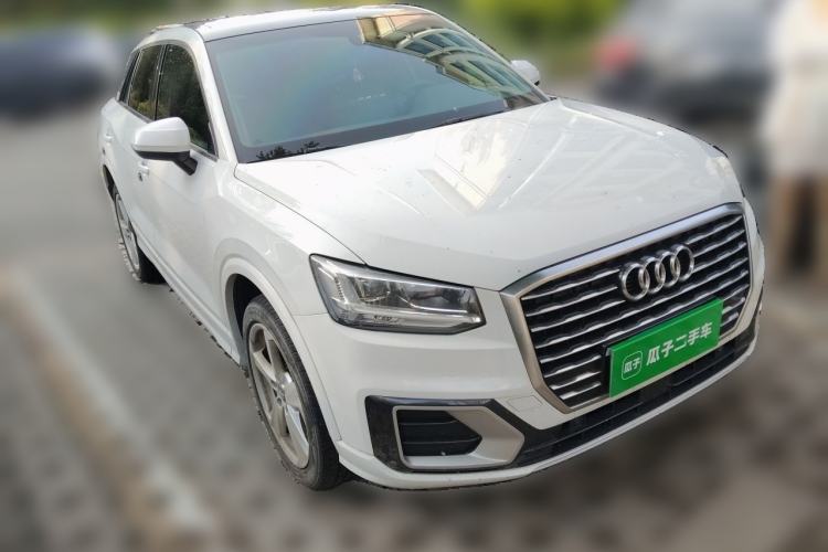 Used Audi Q2L 2018 35 TFSI Fashionable & Elegant Version China VI Emission Standard Front Right 45 Deg