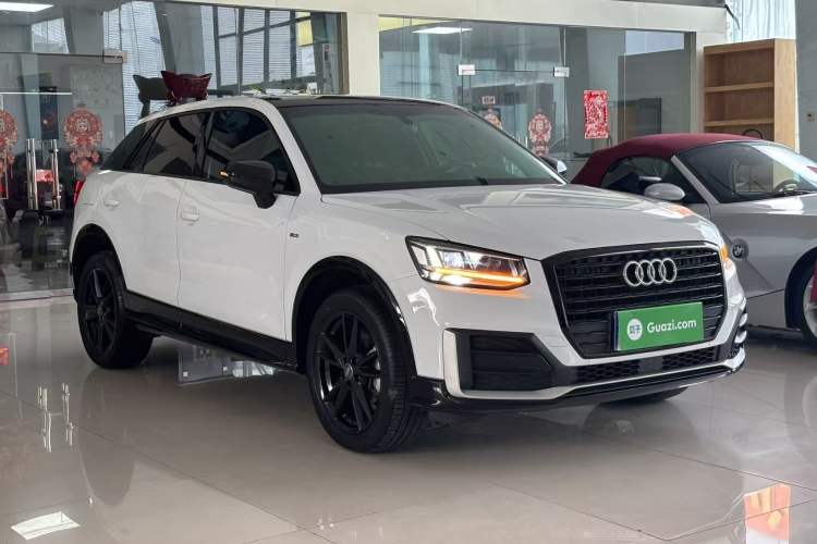 Used Audi Q2L 2018 35 TFSI Launch Exclusive Edition China VI Front Right 45 Deg