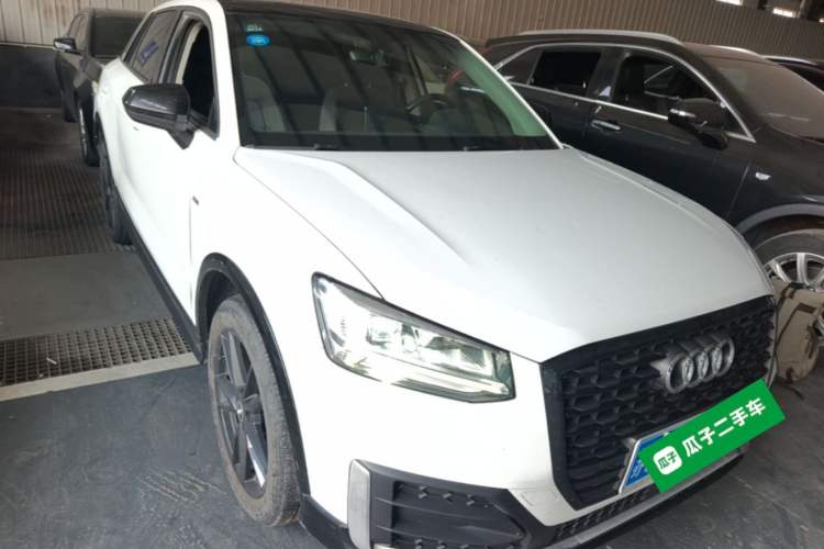 Used Audi Q2L 2018 35 TFSI Launch Exclusive Edition China VI Front Right 45 Deg