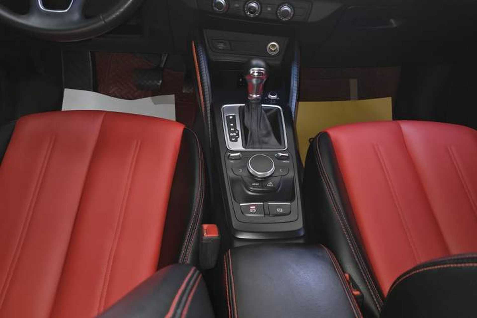 Used Audi Q2L 2018 35 TFSI Launch Exclusive Edition China V Gear Lever