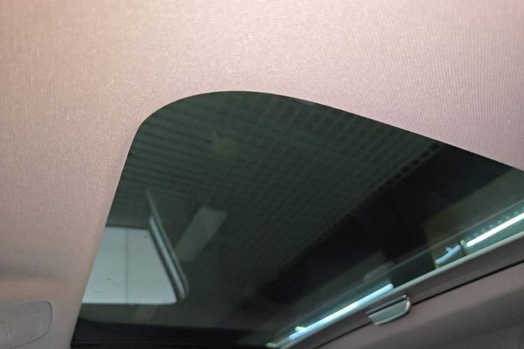 Used Audi Q2L 2018 35 TFSI Launch Exclusive Edition China VI Headliner