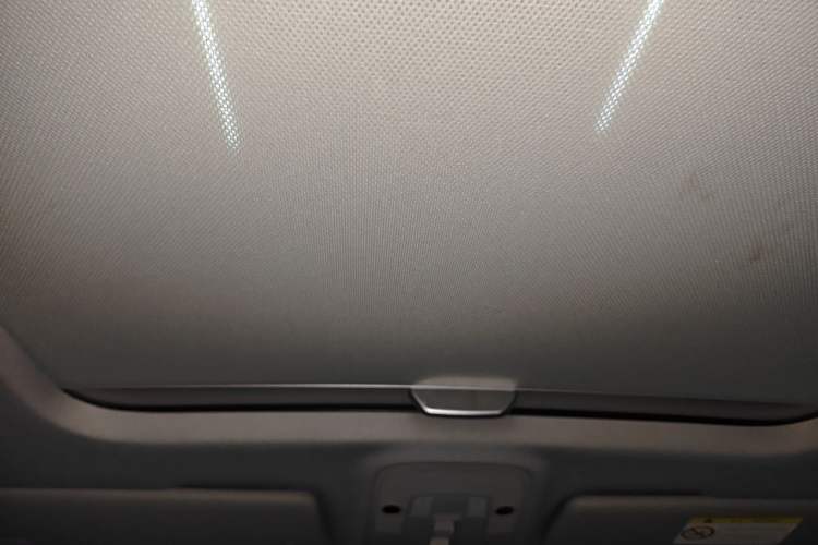 Used Audi Q2L 2018 35 TFSI Fashionable & Elegant Version China VI Emission Standard Headliner