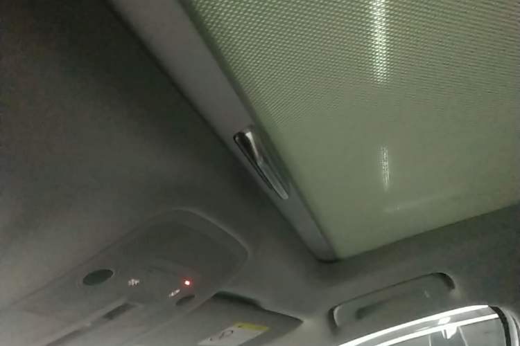 Used Audi Q2L 2018 35 TFSI Fashionable & Elegant Version China VI Emission Standard Headliner