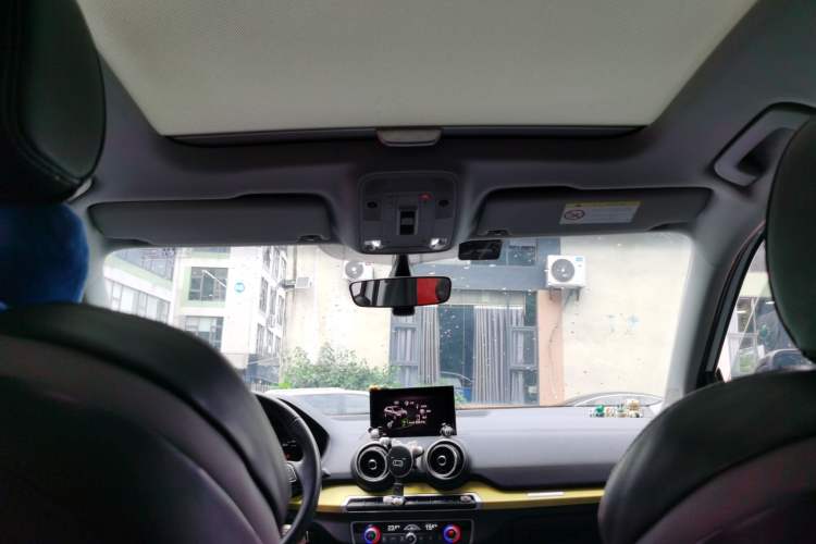 Used Audi Q2L 2018 35 TFSI Fashion Dynamic Version China VI Emission Standard Headliner