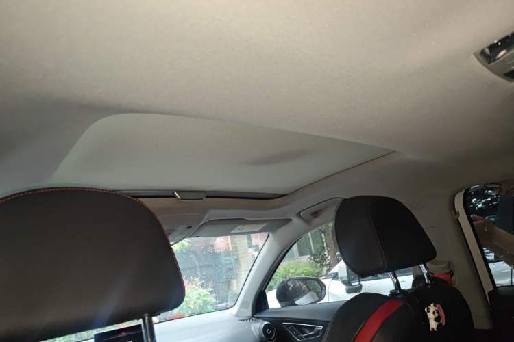Used Audi Q2L 2018 35 TFSI Fashion Dynamic Version China VI Emission Standard Headliner