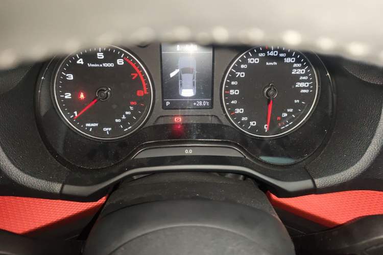 Used Audi Q2L 2018 35 TFSI Fashion Dynamic Version China VI Emission Standard Instrument Cluster