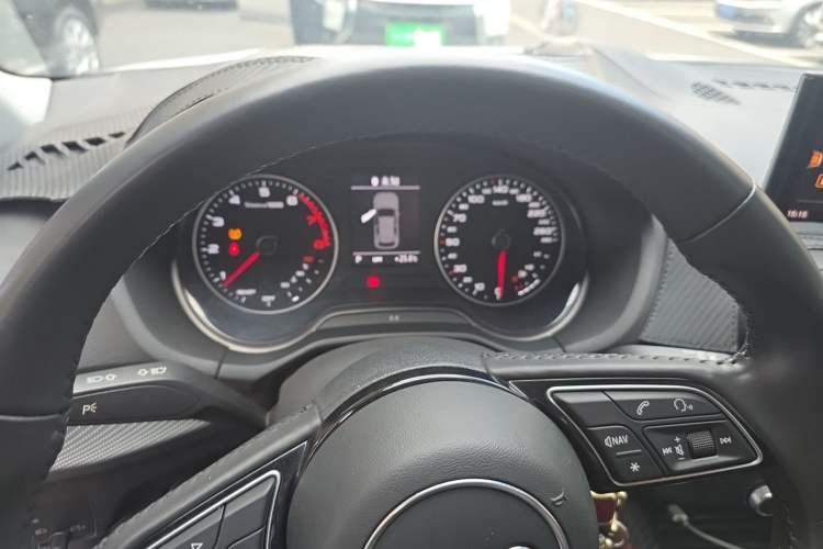 Used Audi Q2L 2018 35 TFSI Launch Exclusive Edition China V Instrument Cluster