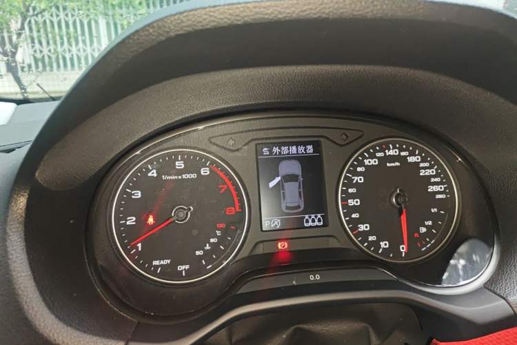 Used Audi Q2L 2018 35 TFSI Fashion Dynamic Version China VI Emission Standard Instrument Cluster