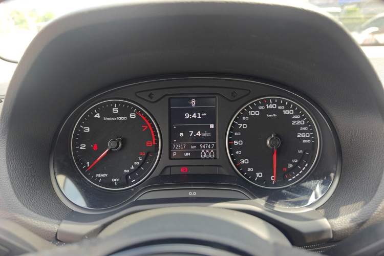 Used Audi Q2L 2018 35 TFSI Launch Exclusive Edition China V Instrument Cluster