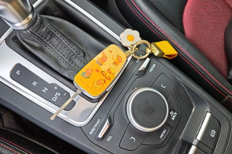 Used Audi Q2L 2018 35 TFSI Fashion Dynamic Version China VI Emission Standard Interior 1