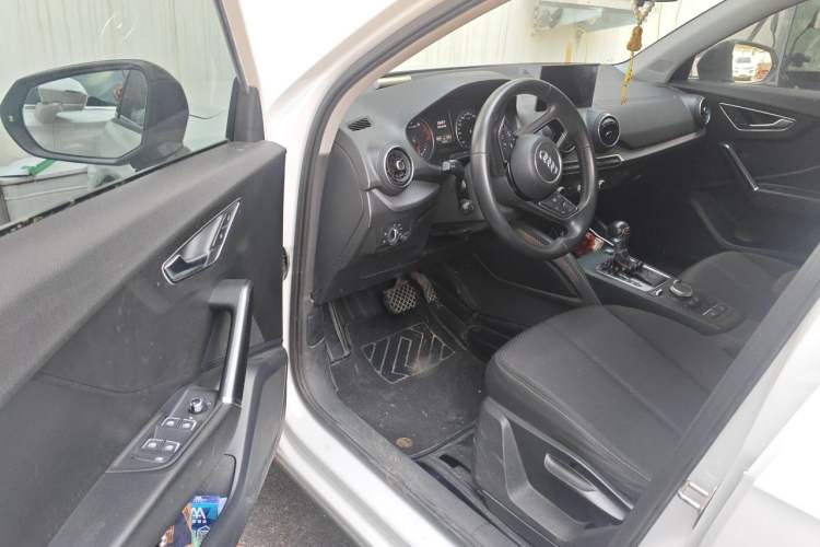 Used Audi Q2L 2018 35 TFSI Launch Exclusive Edition China V Interior 3