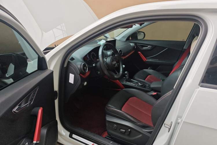 Used Audi Q2L 2018 35 TFSI Fashion Dynamic Version China V Emission Standard Interior 3