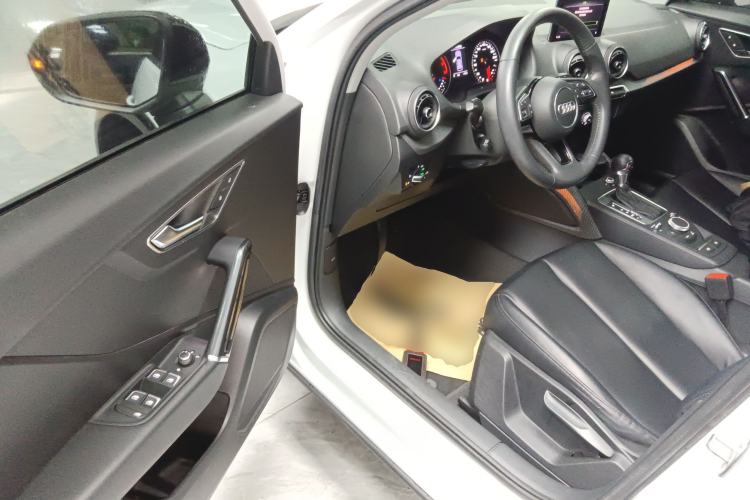 Used Audi Q2L 2018 35 TFSI Launch Exclusive Edition China V Interior 3