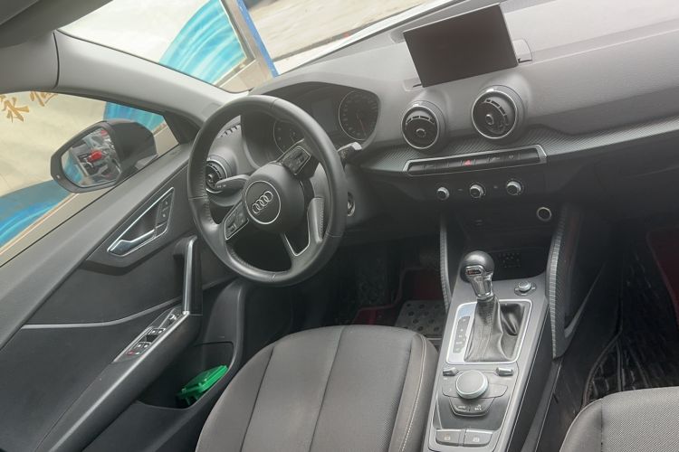 Used Audi Q2L 2018 35 TFSI Launch Exclusive Edition China V Interior 3