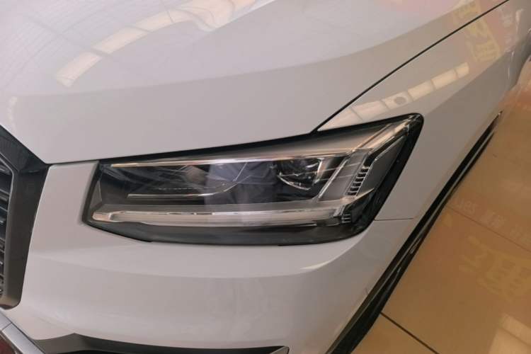 Used Audi Q2L 2018 35 TFSI Fashion Dynamic Version China VI Emission Standard Left Front Headlight