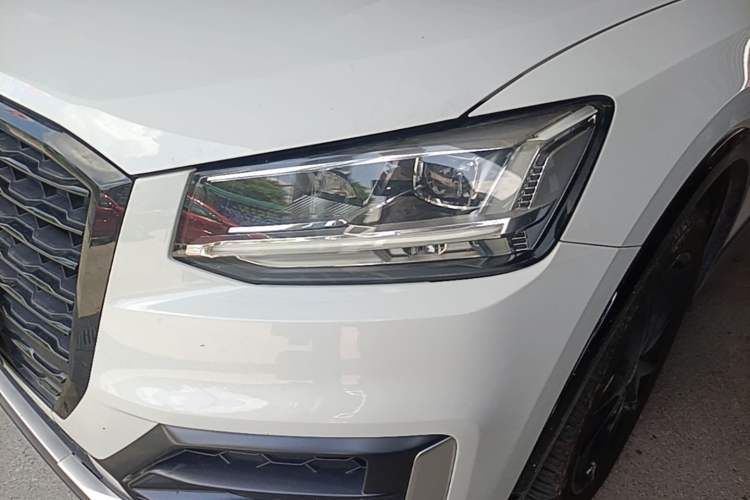 Used Audi Q2L 2018 35 TFSI Fashion Dynamic Version China V Emission Standard Left Front Headlight