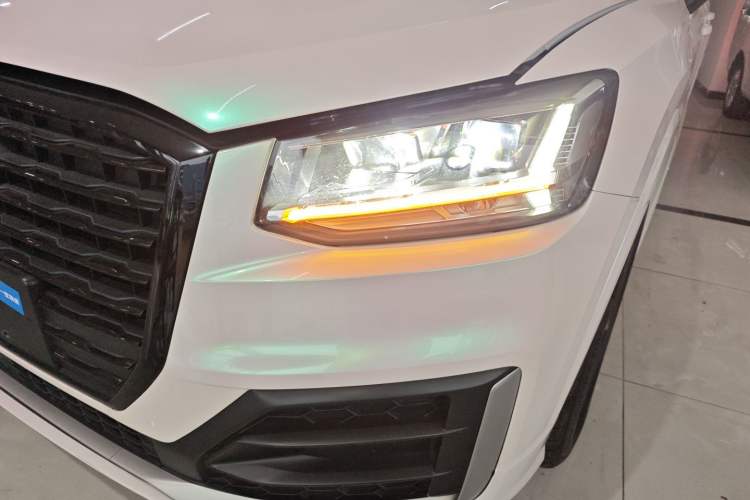 Used Audi Q2L 2018 35 TFSI Launch Exclusive Edition China VI Left Front Headlight