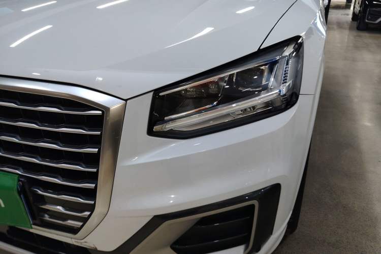 Used Audi Q2L 2018 35 TFSI Fashion Elegant Version China V Left Front Headlight