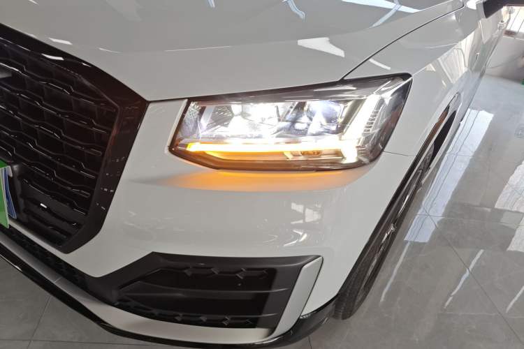 Used Audi Q2L 2018 35 TFSI Launch Exclusive Edition China VI Left Front Headlight