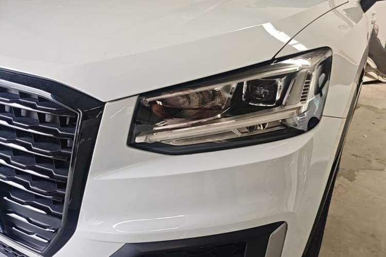 Used Audi Q2L 2018 35 TFSI Launch Exclusive Edition China V Left Front Headlight