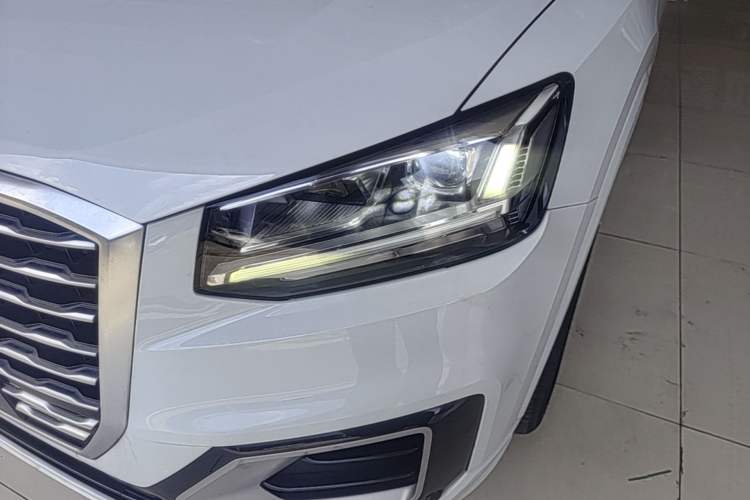 Used Audi Q2L 2018 35 TFSI Fashion Elegant Version China V Left Front Headlight
