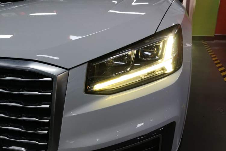 Used Audi Q2L 2018 35 TFSI Fashion Elegant Version China V Left Front Headlight