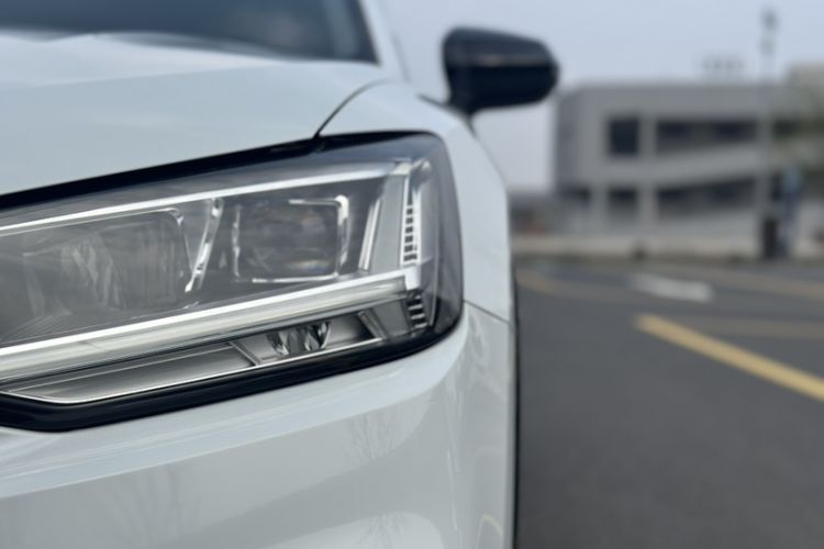 Used Audi Q2L 2018 35 TFSI Fashion Dynamic Version China VI Emission Standard Left Front Headlight