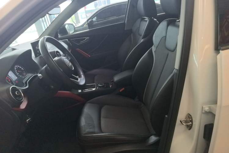 Used Audi Q2L 2018 35 TFSI Fashion Dynamic Version China VI Emission Standard Left Front Seat