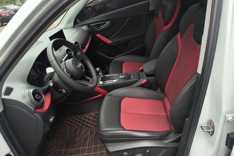 Used Audi Q2L 2018 35 TFSI Fashion Dynamic Version China VI Emission Standard Left Front Seat