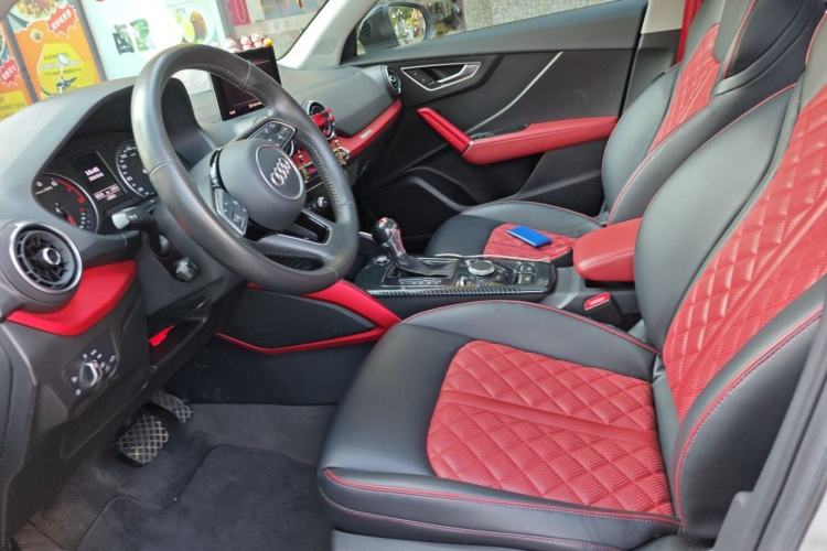 Used Audi Q2L 2018 35 TFSI Launch Exclusive Edition China V Left Front Seat
