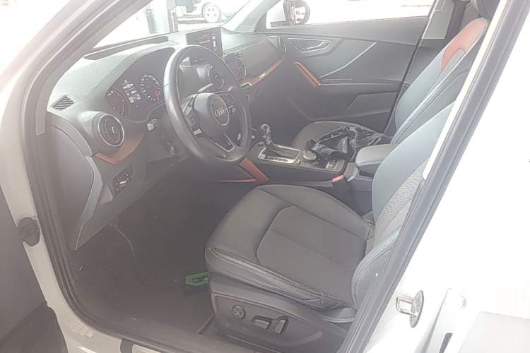 Used Audi Q2L 2018 35 TFSI Fashion Elegant Version China V Left Front Seat