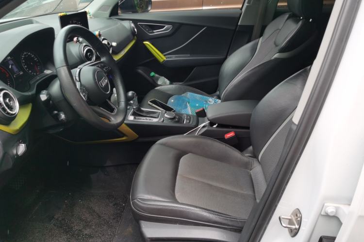 Used Audi Q2L 2018 35 TFSI Fashion Dynamic Version China VI Emission Standard Left Front Seat