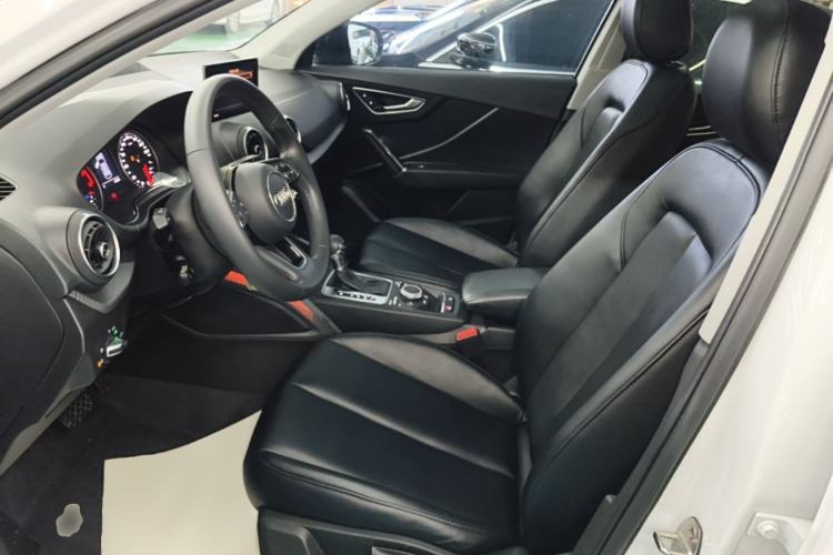 Used Audi Q2L 2018 35 TFSI Launch Exclusive Edition China V Left Front Seat