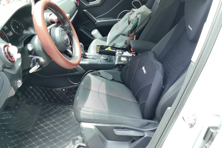 Used Audi Q2L 2018 35 TFSI Launch Exclusive Edition China V Left Front Seat