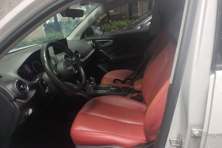 Used Audi Q2L 2018 35 TFSI Launch Exclusive Edition China V Left Front Seat