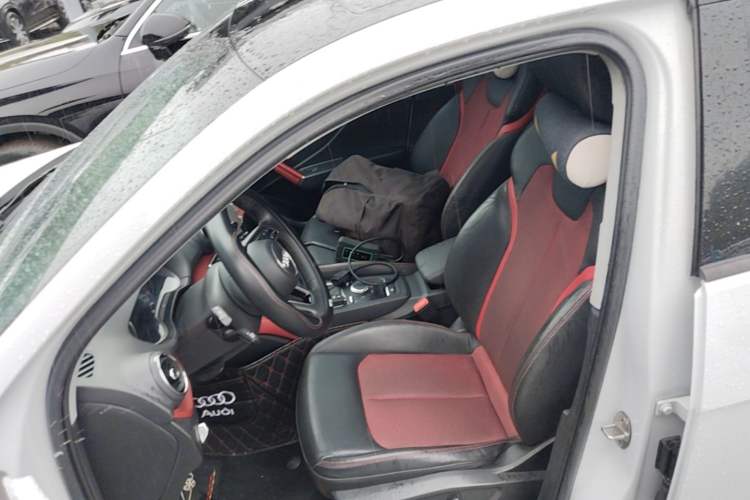 Used Audi Q2L 2018 35 TFSI Fashion Dynamic Version China VI Emission Standard Left Front Seat