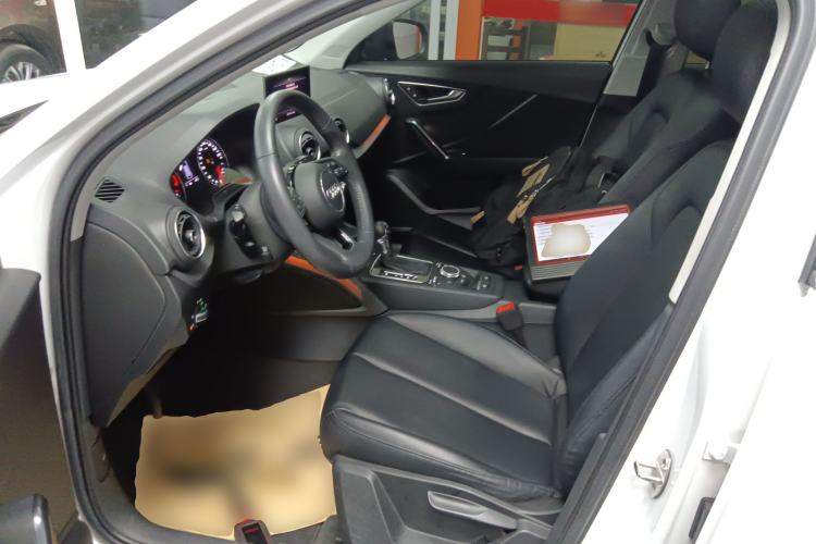 Used Audi Q2L 2018 35 TFSI Launch Exclusive Edition China V Left Front Seat