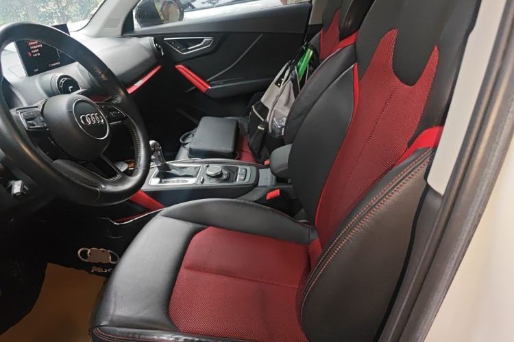 Used Audi Q2L 2018 35 TFSI Fashion Dynamic Version China VI Emission Standard Left Front Seat