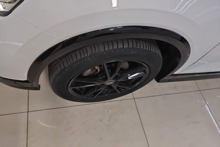 Used Audi Q2L 2018 35 TFSI Launch Exclusive Edition China VI Left Front Wheel Hub