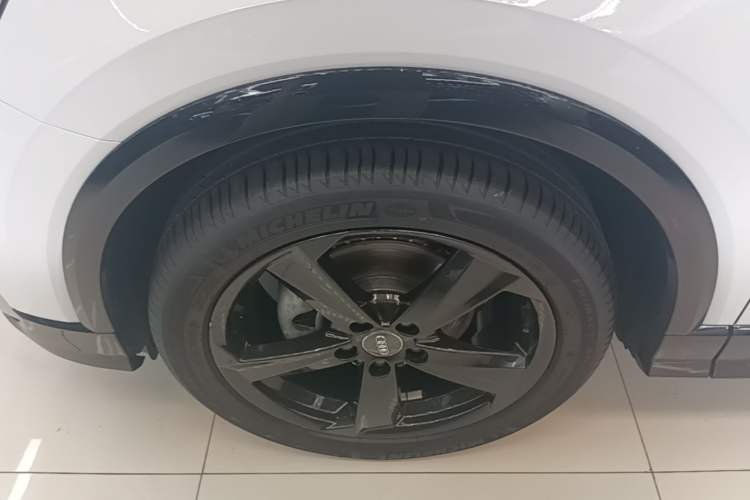 Used Audi Q2L 2018 35 TFSI Launch Exclusive Edition China VI Left Front Wheel Hub