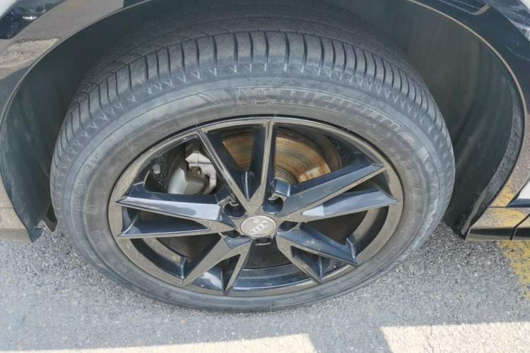 Used Audi Q2L 2018 35 TFSI Fashion Dynamic Version China VI Emission Standard Left Front Wheel Hub